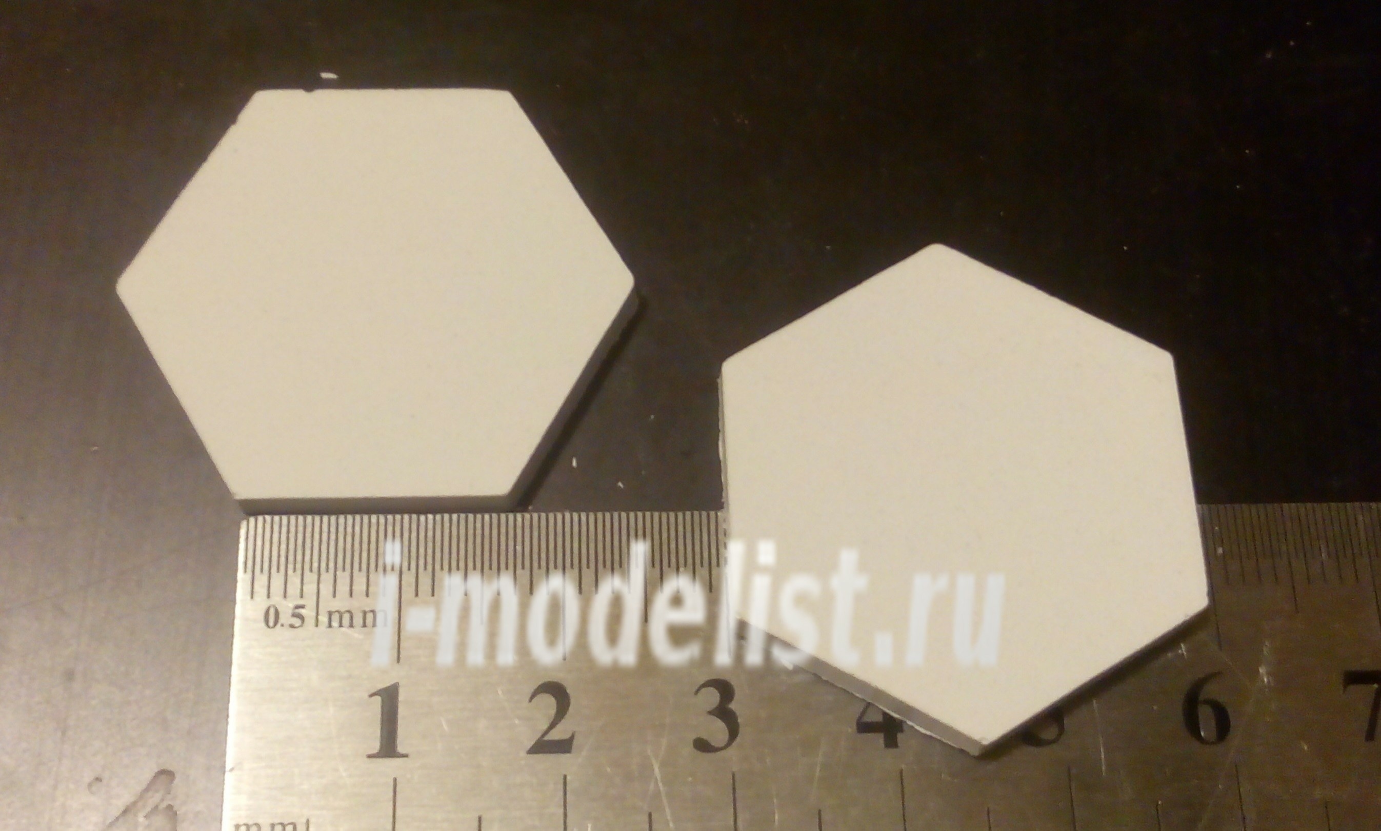 FL7210 Таран 1/72 Плиты аэродромного покрытия (шестиугольные) 