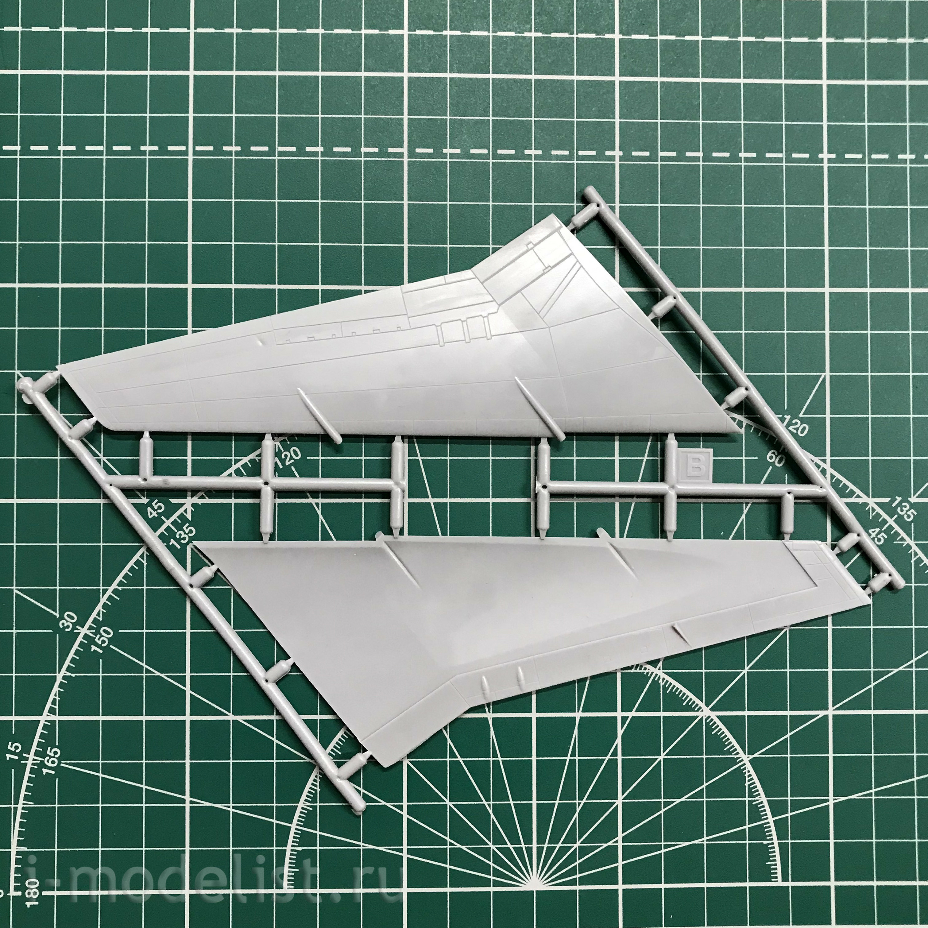 144144-2 Восточный экспресс 1/144 Авиалайнер Convair 880 TWA