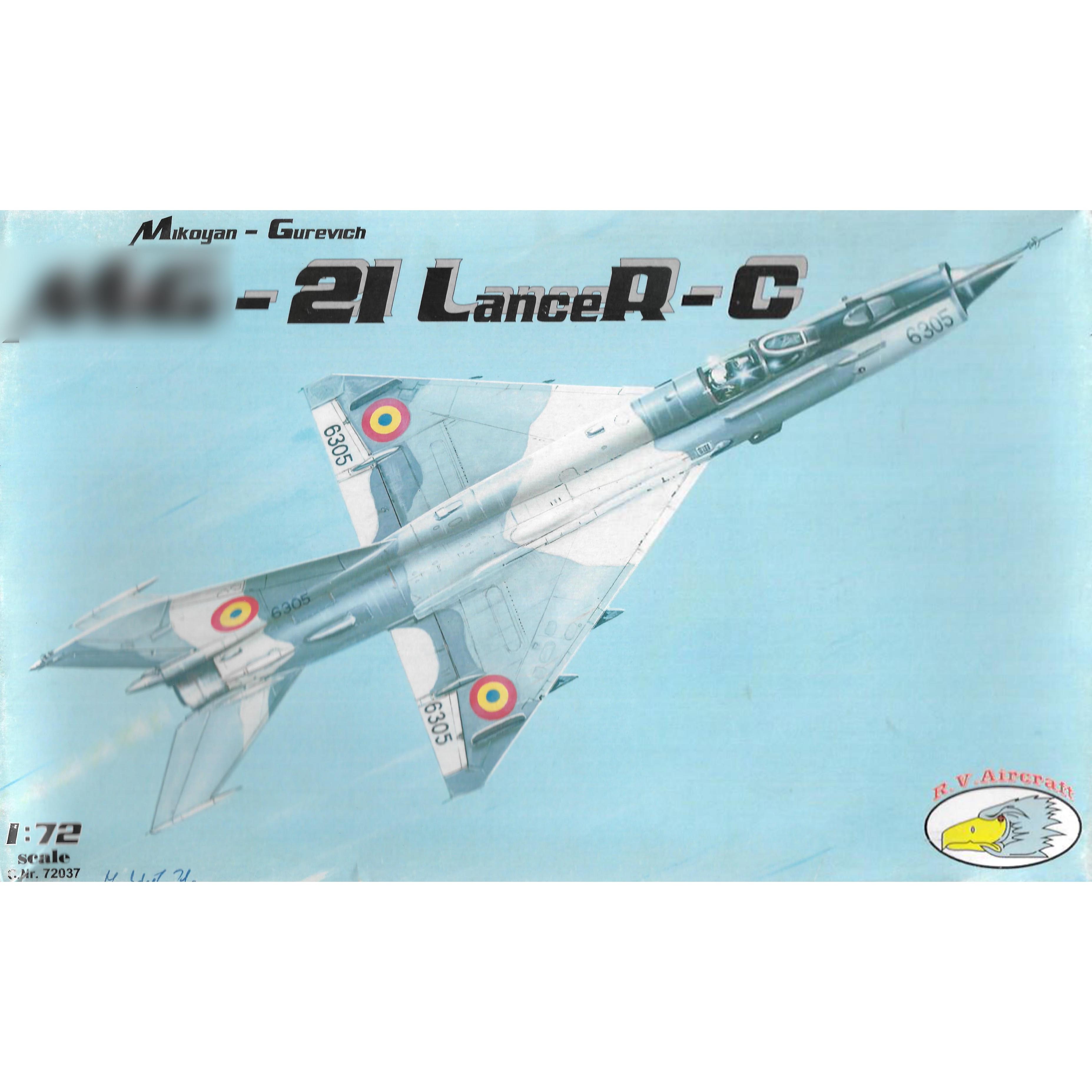 RVA72037 R.V. AIRCRAFT 1/72 M-21 Lancer C