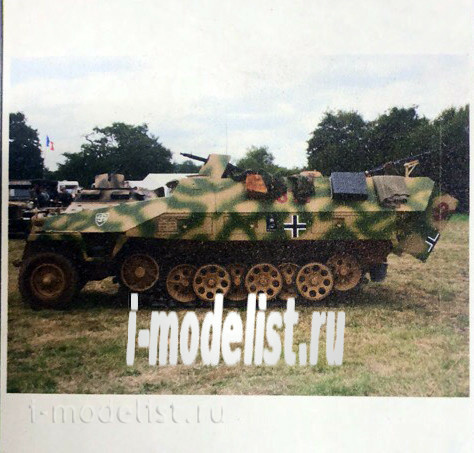 100002 Zebrano 1/100 Немецкий БТР Hanomag Sdkfz 251/1 ausf.D