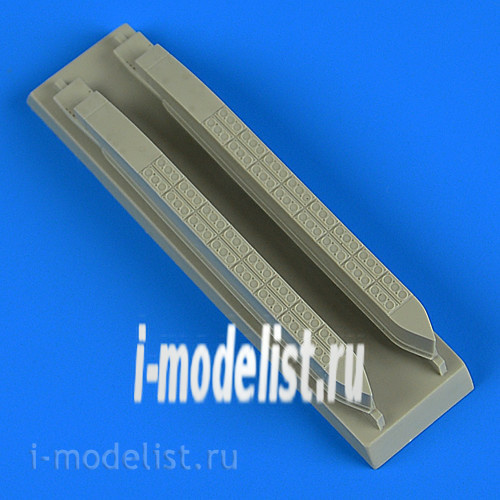 QB48 838 QuickBoost 1/48 Набор дополнений С-34 Fullback Chaff/Flare Dispensers