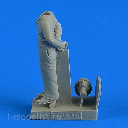 350 014 Aires 1/35 Kriegsmarine WWII Ceremony - Sailor for German schnellboats, German Human Torpedoes, German midget and coastal submarines