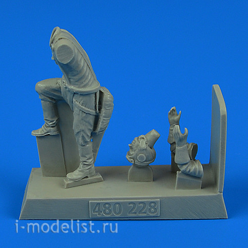 480 228 Aires 1/48 Российский пилот штурмовика Второй мировой войны для Ил-2