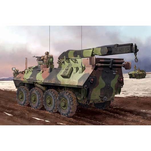 00370 Трубач 1/35 USMC LAV-R Light Armored Vehicle