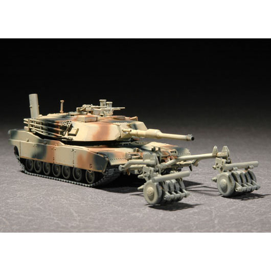 07278 Трубач 1/72 M1A1 with Mine Roller Set