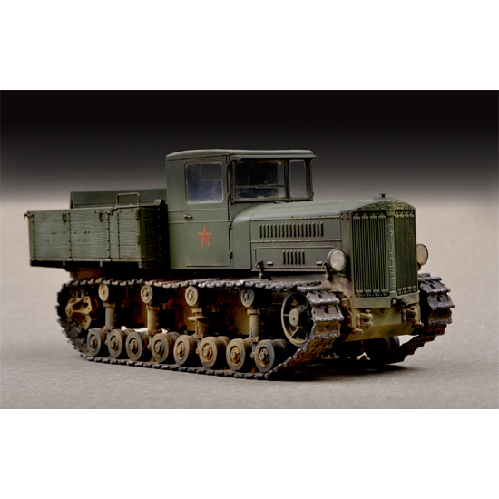 07120 Трубач 1/72 Soviet Komintern Artillery Tractor