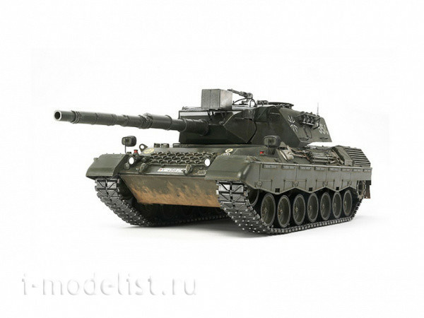 35112 Tamiya 1/35 Западно-германский танк Leopard А4 с 1 фигурой командира