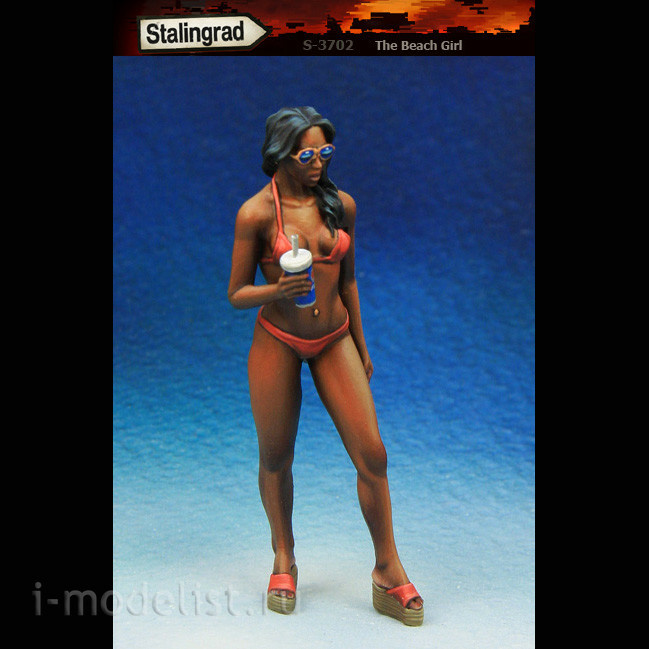 S-3702 Stalingrad 1/35 The Beach Girl