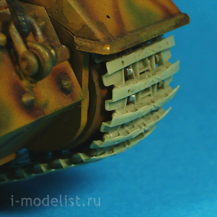 MC135003CL MasterClub 1/35 Траки сборные (смола) для Sd.Kfz.184 Elefant﻿