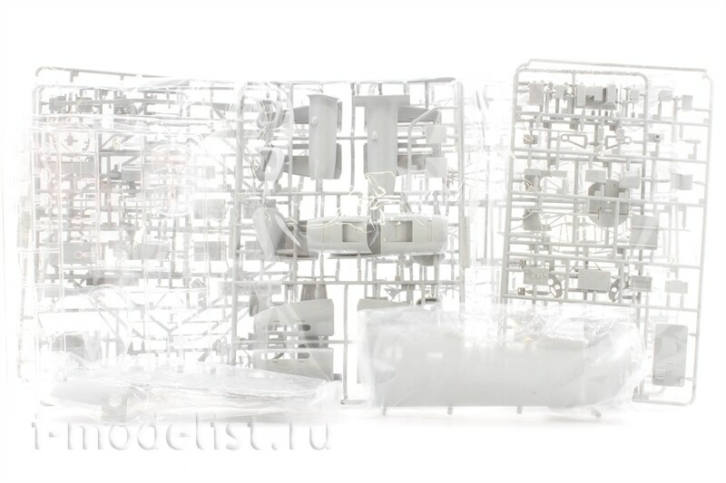 01E012 HK Models 1/32 Бомбардировщик Avro Lancaster B Mk.I Limited Edition Merit Exclusive