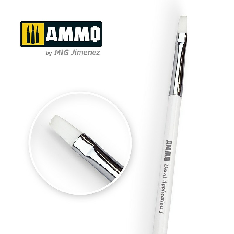 AMIG8706 Ammo Mig Кисть для нанесения декалей №1 / 1 AMMO Decal Application Brush
