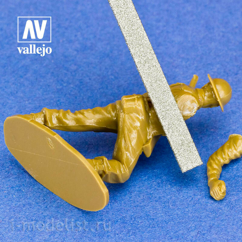 T03002 Vallejo Набор из 5 алмазных напильников / Set of 5 Diamond Files