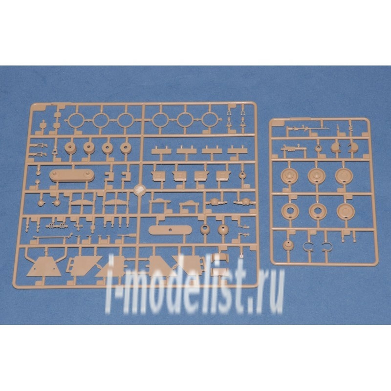 83889 HobbyBoss 1/35 БТР M35 Mittlere Panzerwagen (ADGZ-Daimler)