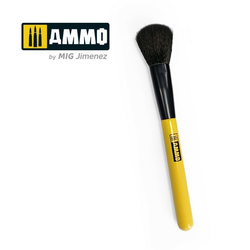 AMIG8575 Ammo Mig Кисть для удаления пыли 1