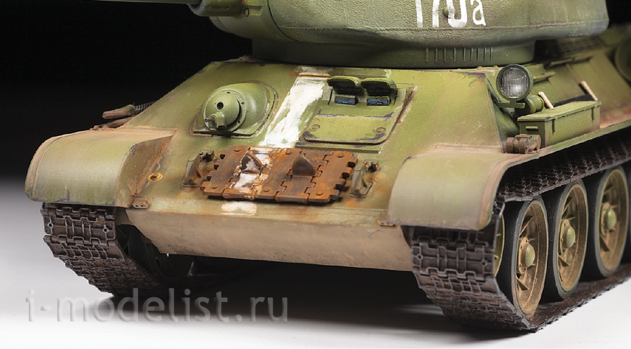 3687 Звезда 1/35 Советский средний танк Т-34/85