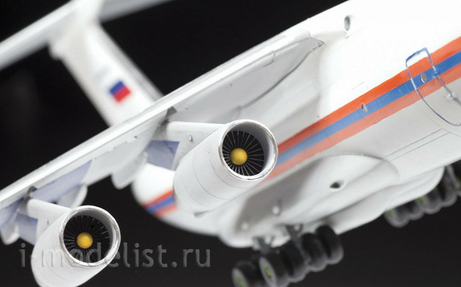7029 Звезда 1/144 Российский транспортно-десантный самолет Ил-76 ТД МЧС России