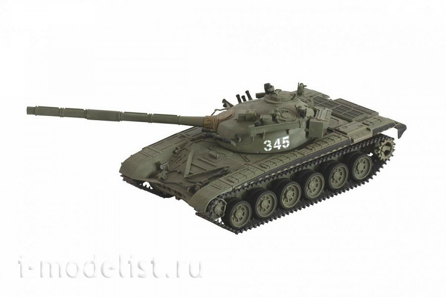 3552 Звезда 1/35 Российский основной боевой танк Т-72А