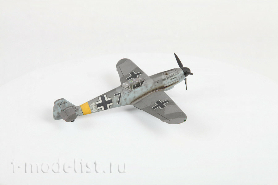 7302 Звезда 1/72 Немецкий истребитель Мессершмитт Bf 109 F-2