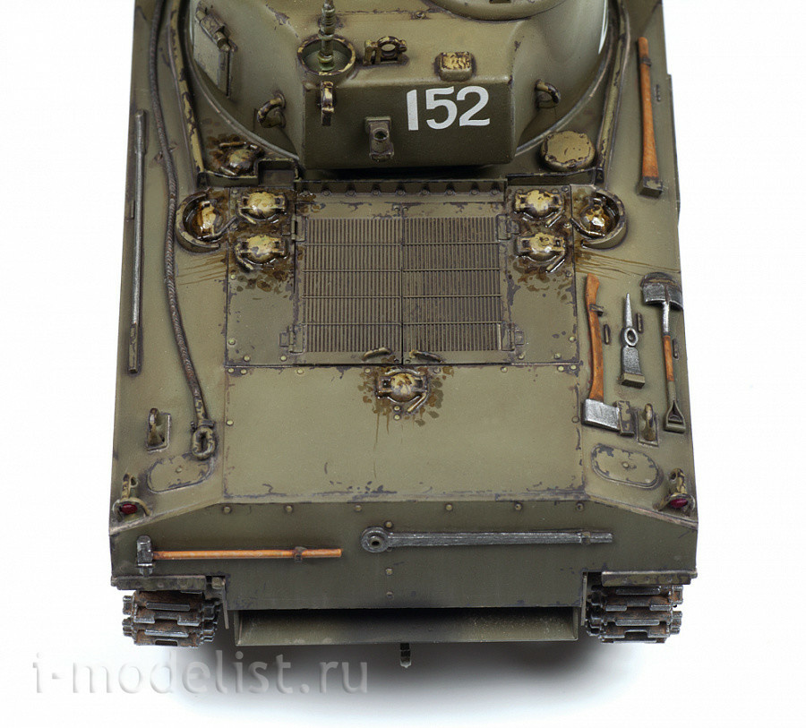 3702 Звезда 1/35 Американский средний танк Шерман М4А2
