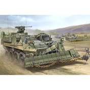 01575 Трубач 1/35 M1132 Engineer Squad Vehicle w/SMP-Surface Mine Plow/AMP