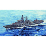 05722 Трубач 1/700 Russian Navy Slava Class Cruiser Marshal Ustinov