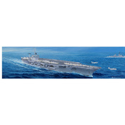 05605 Трубач 1/350 U.S. CVN-68 Nimitz aircraft carrier 1975