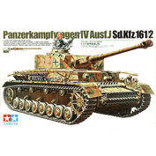 35181 Tamiya 1/35 Panzerkampfwagen IV Ausf.J German tank Panzerkampfwagen IV, version with elongated barrel. One tank driver figure in the kit.