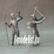 80007 Ark-models Height: 15 cm. Set of two figures: barbarians (collected).