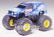 17011 Tamiya 1/32 Nissan Terrano 93 Paris-Dakar with electric motor (4WD series, jeeps with big wheels). Going without glue.