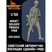 SRsf35016 Sarmat Resin 1/35 Submachine Gunner SA Operation Danube 1968