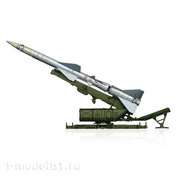 82933 HobbyBoss 1/72 SAM-2 Missile with Launcher Cabine