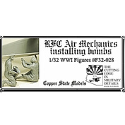 F32-028 Copper State Models 1/32 Авиамеханики Королевского лётного корпуса, устанавливающие бомбы