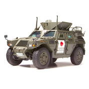 35275 Tamiya 1/35 JGSDF Light Armored Vehicle Современный японский бронеавтомобиль с 5,56мм пулеметом и фигурой водителя. Гуманитарная миссия в Ираке.