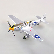 39325 Easy Model 1/48 Assembled and painted model of the North American P-51D Mustang aircraft