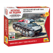 Zvezda 6102 1/100 German light tank Pz.Kpfw.II (For the game 