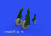648514 Eduard 1/48 set of p-51D straight tread wheels