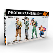 AK35015 AK Interactive 1/35 Фfromографы разных эпох / Photographers (Different Eras)