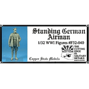 F32-040 Copper State Models 1/32 Стоящий немецкий лётчик