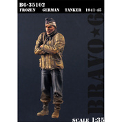 B6-35102 Bravo-6 1/35 Frozen German Tanker, 1941-45 / Замерзший немецкий танкист, 1941-45