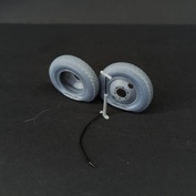 DMS-35239 ДМС 1/35 Колёса ЯШЗ 34x7 для автомобилей З-С (2 шт., спущенные, в комплекте насос ручной)