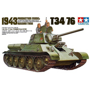 35059 Tamiya 1/35 Soviet tank T34/76 (with 2 sets of rollers) with 2 figures of tankers