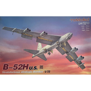 UA72211 Modelcollect 1/72 Американский стратегический бомбардировщик Stratofortress B-52H