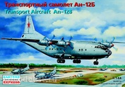 14476 Восточный Экспресс 1/144 Транспортный самолёт Ан-12Б