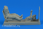 320 119 Aires 1/32 German Luftwaffe Pilot with seat for Me 262A