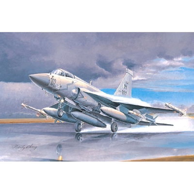 01657 Трубач 1/72 Chinese FC-1 Fierce Dragon (Pakistani Jf-17 Thunder)