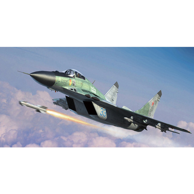 01675 Трубач 1/72 М-29 C Fulcrum (Izdeliye 9.13)
