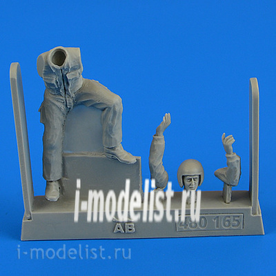 480 165 Aires 1/48 Набор дополнений Warsaw Pact Aircraft Mechanic - part 1