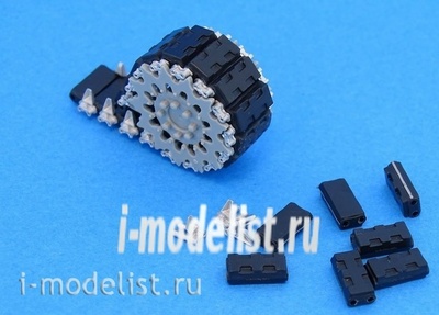 MTL-35321 MasterClub 1/35 Траки наборные железные WE210 type for M3 Lee/Grant/RAM/M4 (в наборе только 180 подушек, дополнительно требуются концевые соединители)
