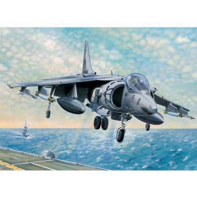02229 Трубач 1/32 AV-8B Harrier II