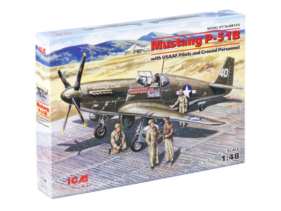 48125 ICM 1/48 Мустанг Р-51 В с пилотами и техниками